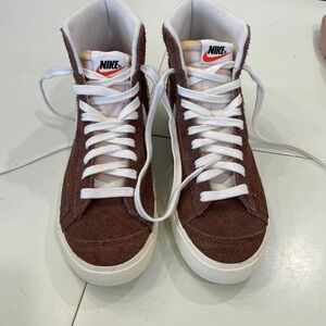 Nike Size 10 Brown Suede High-Top Blazers Women's Shoes